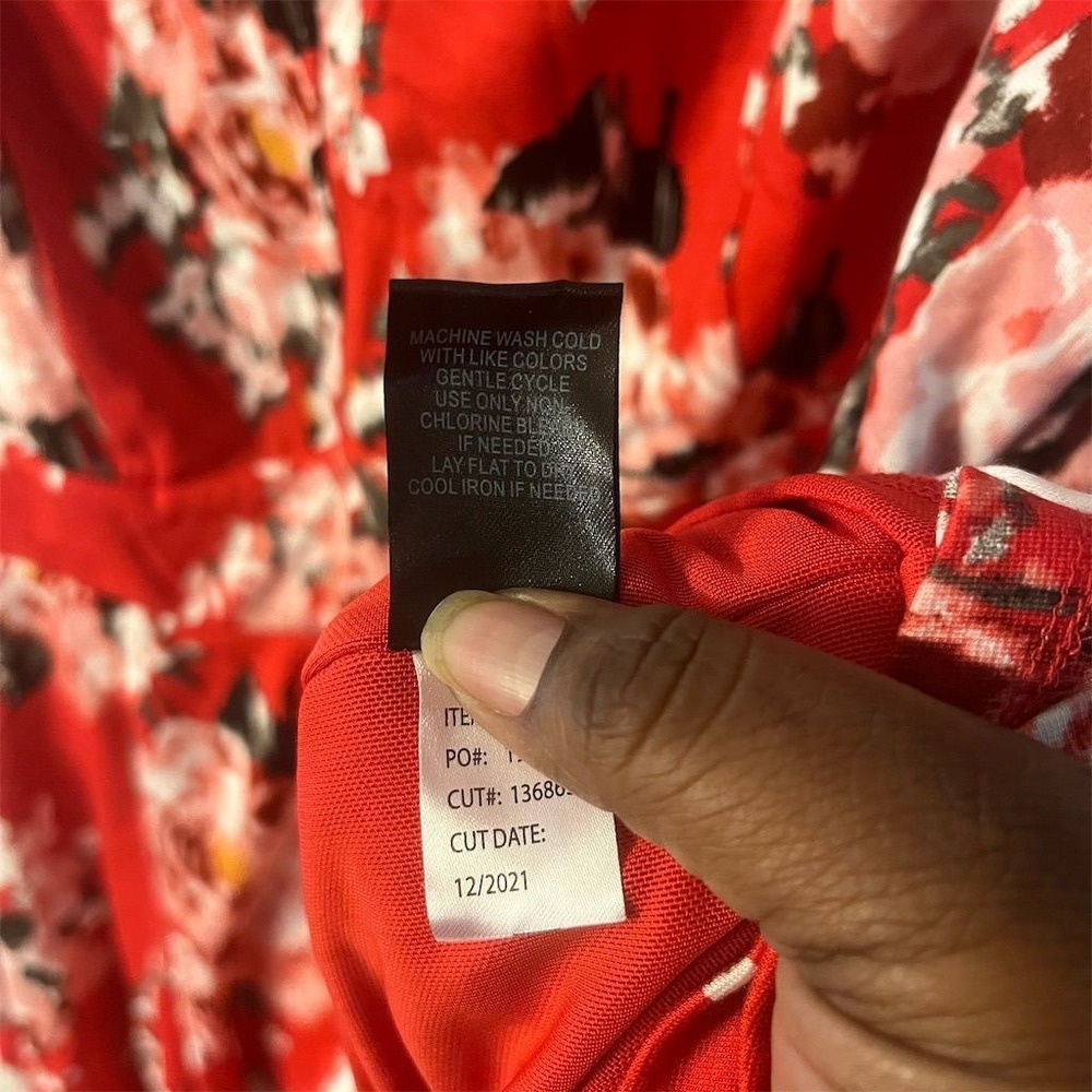 Torrid Plus Size Red‎ Floral Contouring Fit & Flare Ponte Dress 24 NWT - Picture 11 of 11
